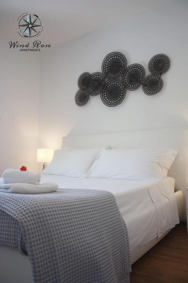 Wind Rose Apartments 2 Torbole Sul Garda Eksteriør billede