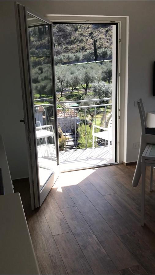 Wind Rose Apartments 2 Torbole Sul Garda Eksteriør billede