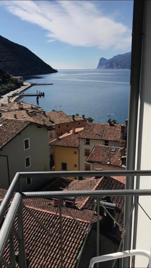 Wind Rose Apartments 2 Torbole Sul Garda Eksteriør billede